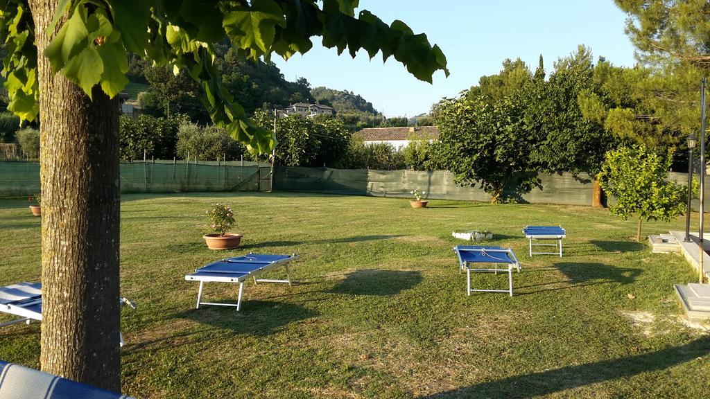 Agriturismo La Cantina アスコリ・ピチェーノ エクステリア 写真
